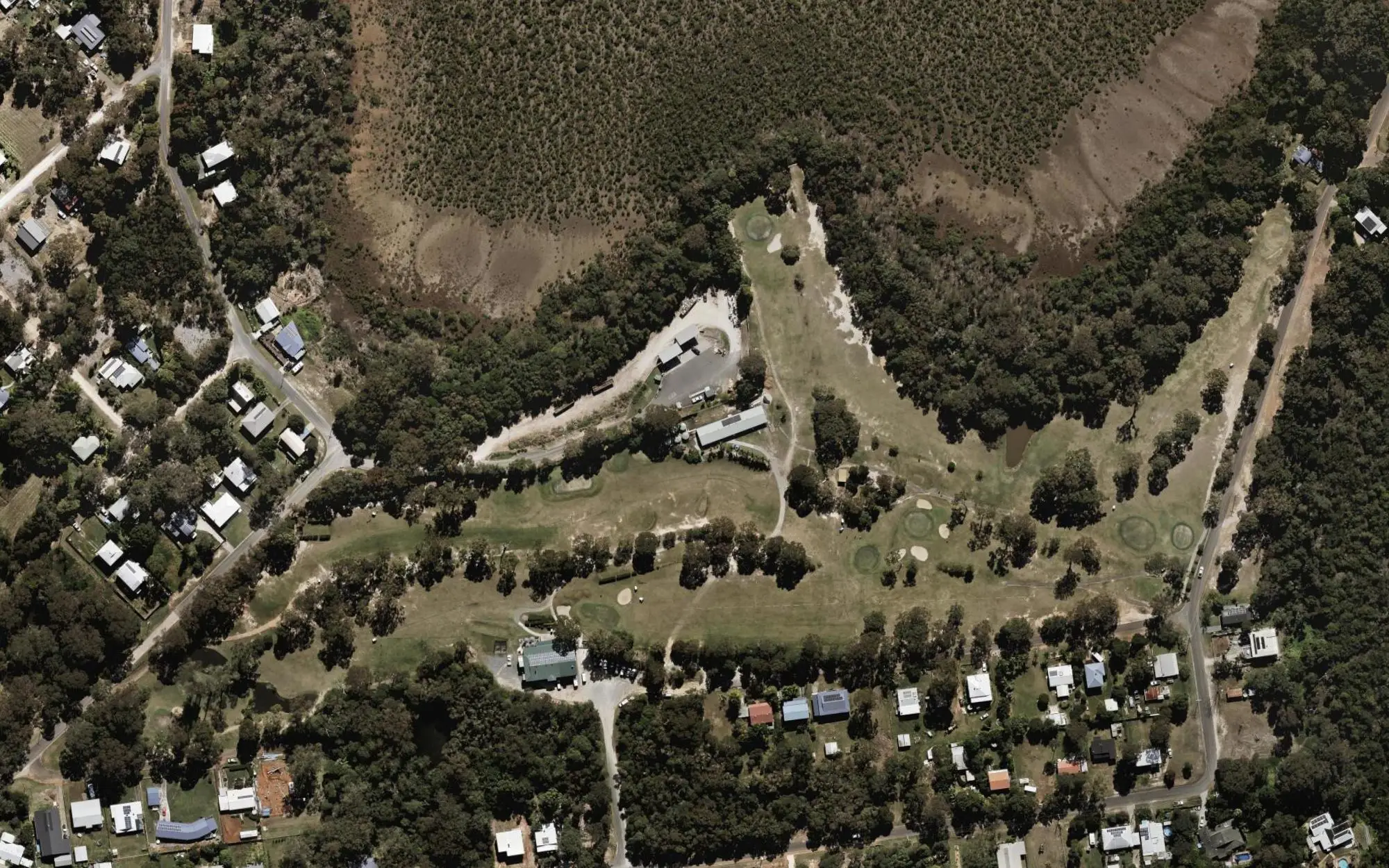 Aerial view of Macleay Island Golf Club